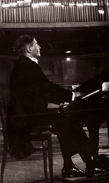 Hangverseny, 1964 - Pécs, Liszt Ferenc Hangversenyterem (Forrás: Bánky József magángyűjteménye)